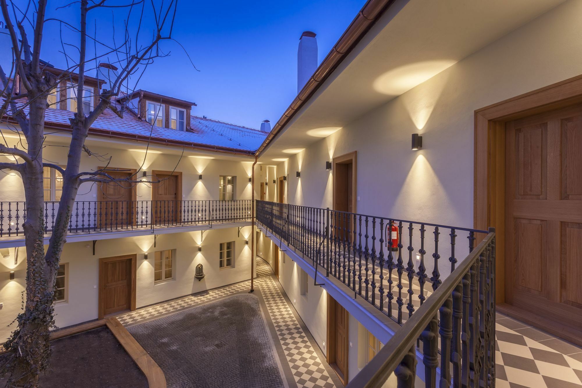 Hotel At The White Lily Prag