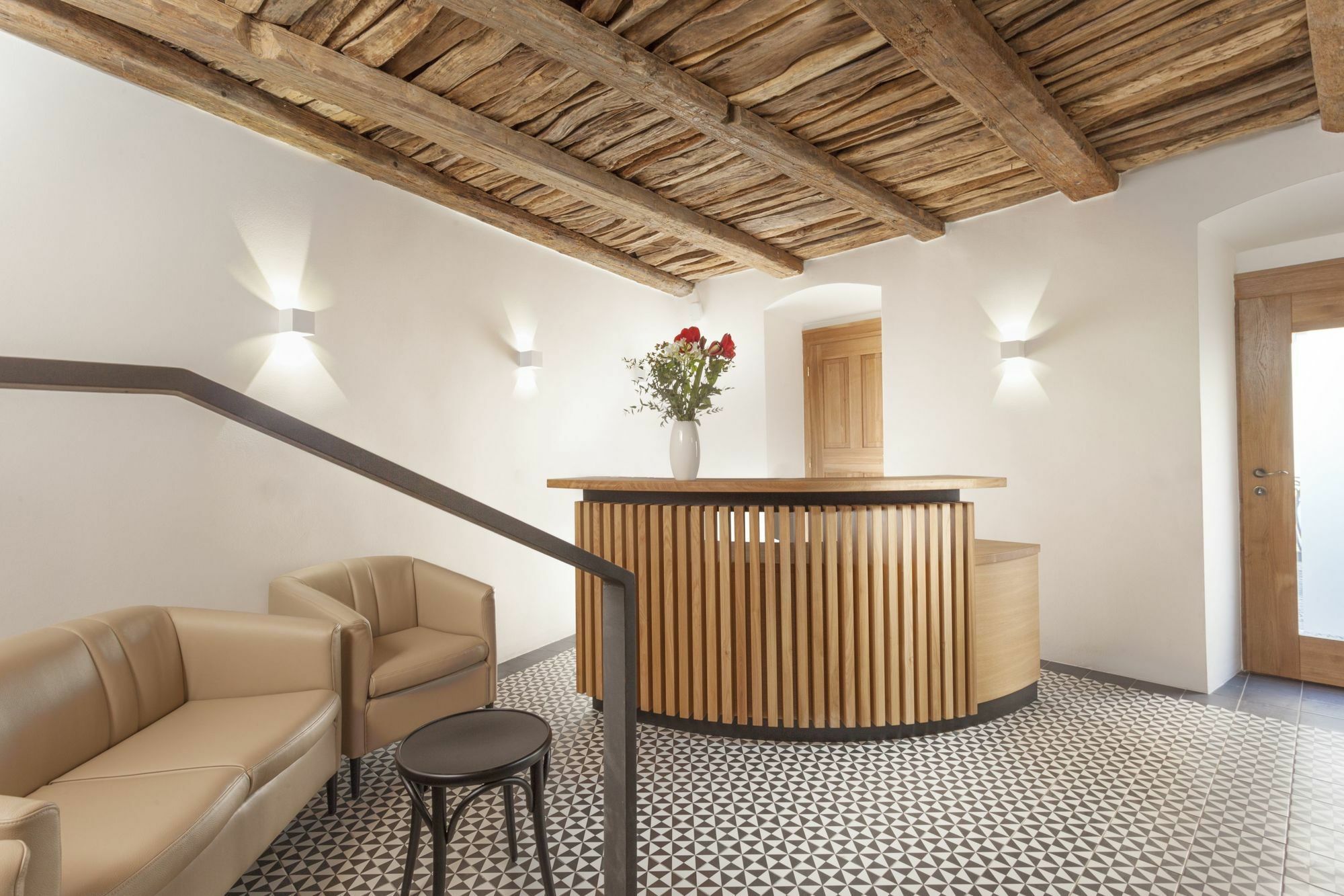Hotell At The White Lily Prag